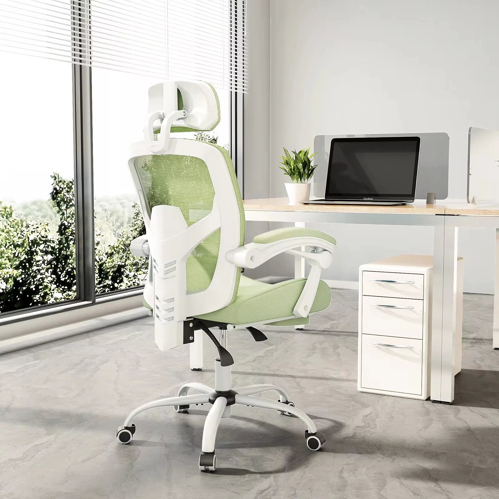 Ergonomic Mesh Rocking Gaming Chair